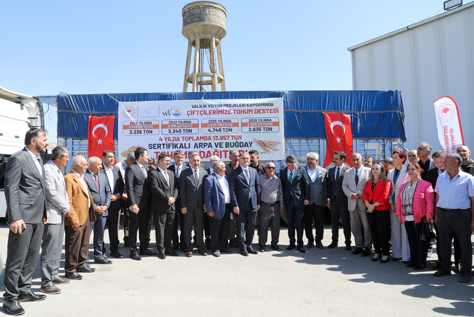 Vanlı çiftçilere 4 yılda 14 bin ton sertifikalı tohum desteği