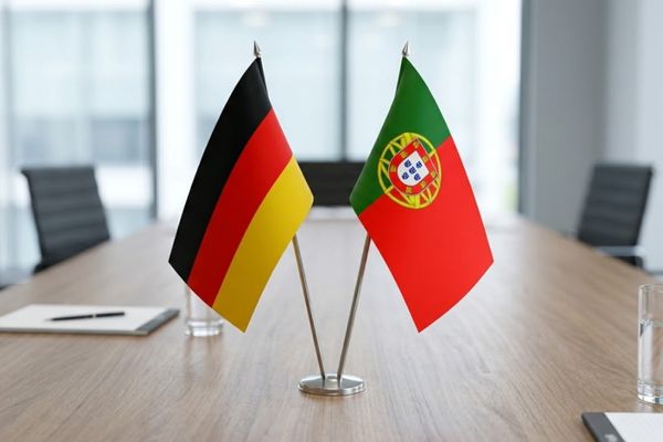 Wadephul, Portekizli mevkidaşı ile Berlin’de görüştü Wadephul, Portekizli mevkidaşı ile Berlin’de görüştü