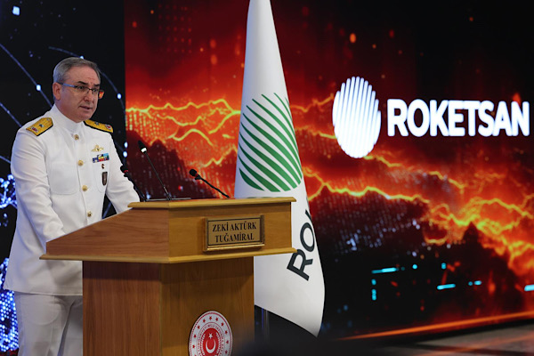 Yerli üretim Fırtına-2 obüsler TSK envanterine alındı Yerli üretim Fırtına-2 obüsler TSK envanterine alındı