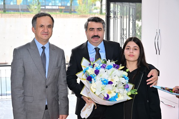 Yılmaz: Gençlerimizin geleceği için çalışıyoruz Yılmaz: Gençlerimizin geleceği için çalışıyoruz
