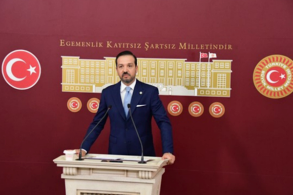 Zorlu, Kuzey Makedonya Devlet Bakanı Zeynula ile görüştü Zorlu, Kuzey Makedonya Devlet Bakanı Zeynula ile görüştü