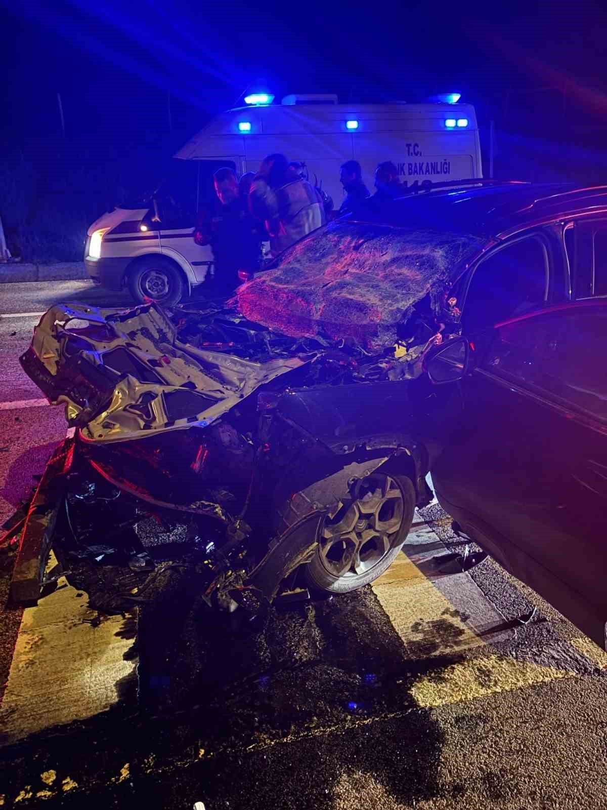 10 yıl hapis cezası bulunan şahıs trafik kazasında hayatını kaybetti
10 yıl hapis cezası bulunan şahıs trafik kazasında hayatını kaybetti