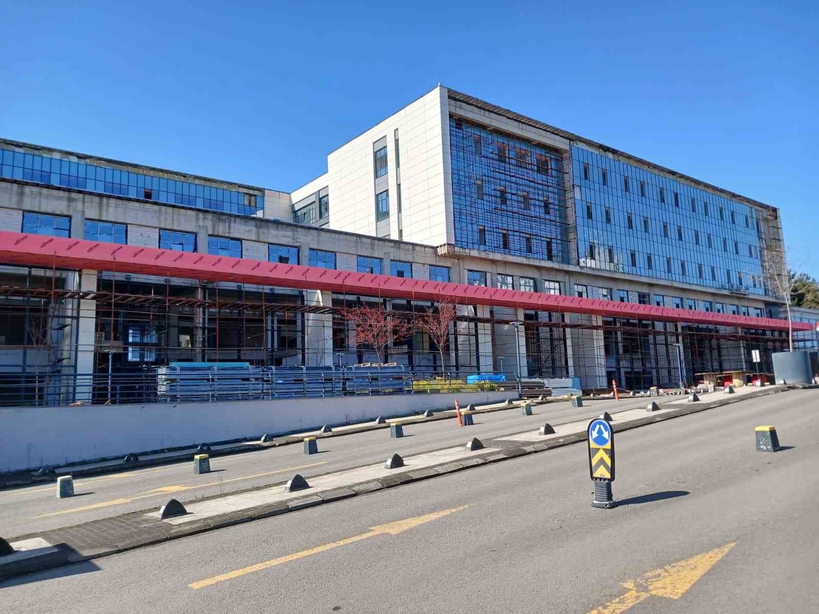 10 yıl önce temeli atıldı ancak bir türlü hizmete giremedi
