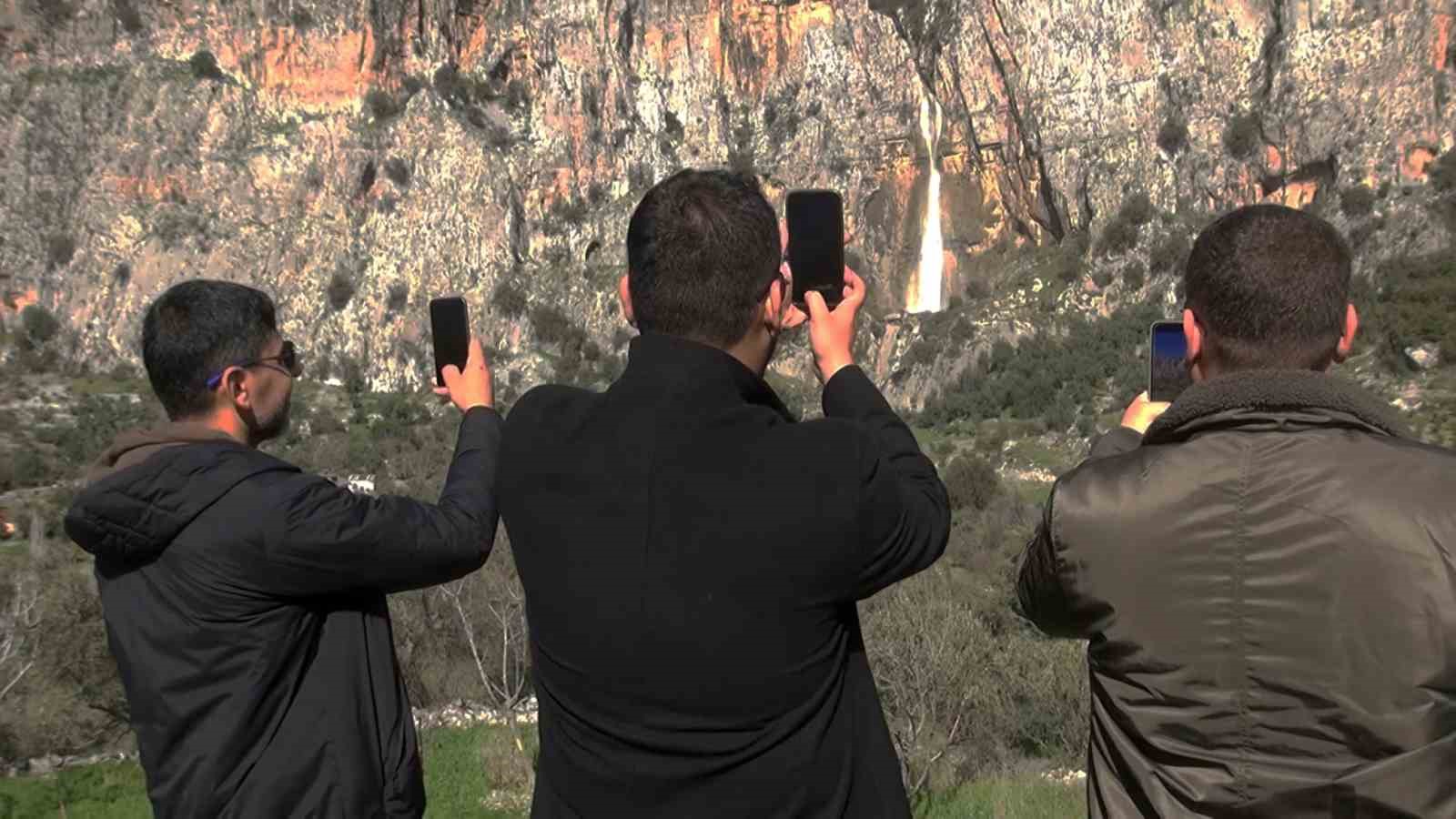 104 metrelik ‘Su Uçkun Şelalesi’ doğaseverlerin yeni gözdesi
