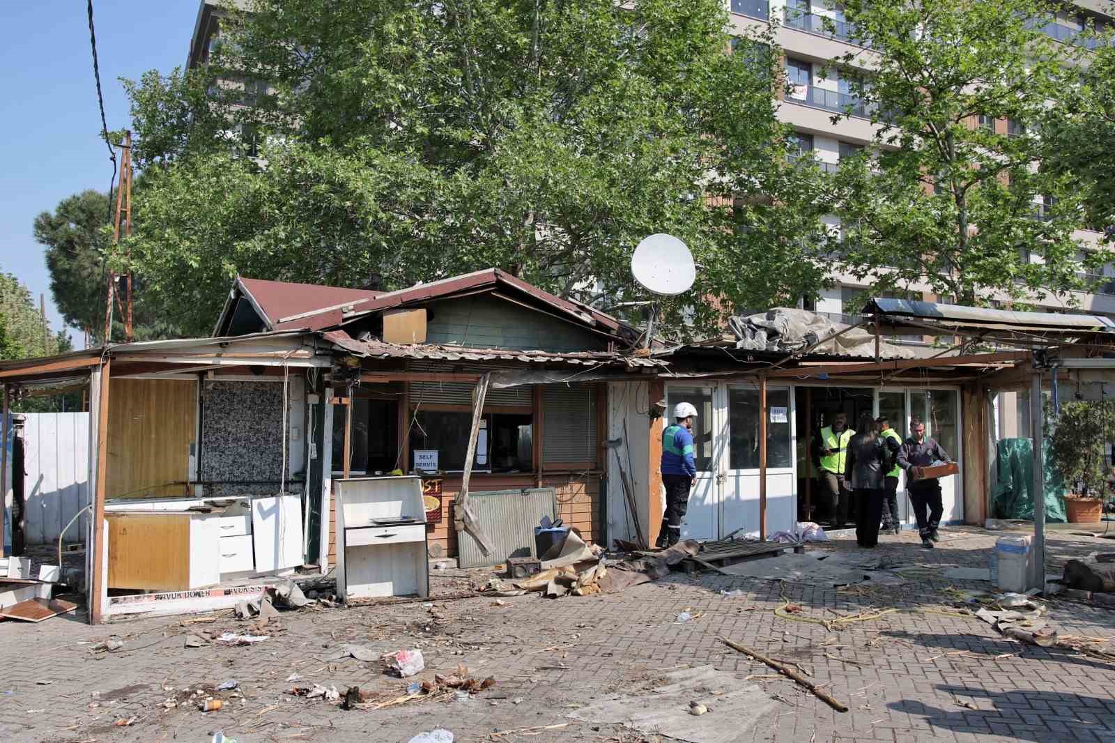 1050 Konutlar’daki yeşil alan işgalden kurtarıldı
