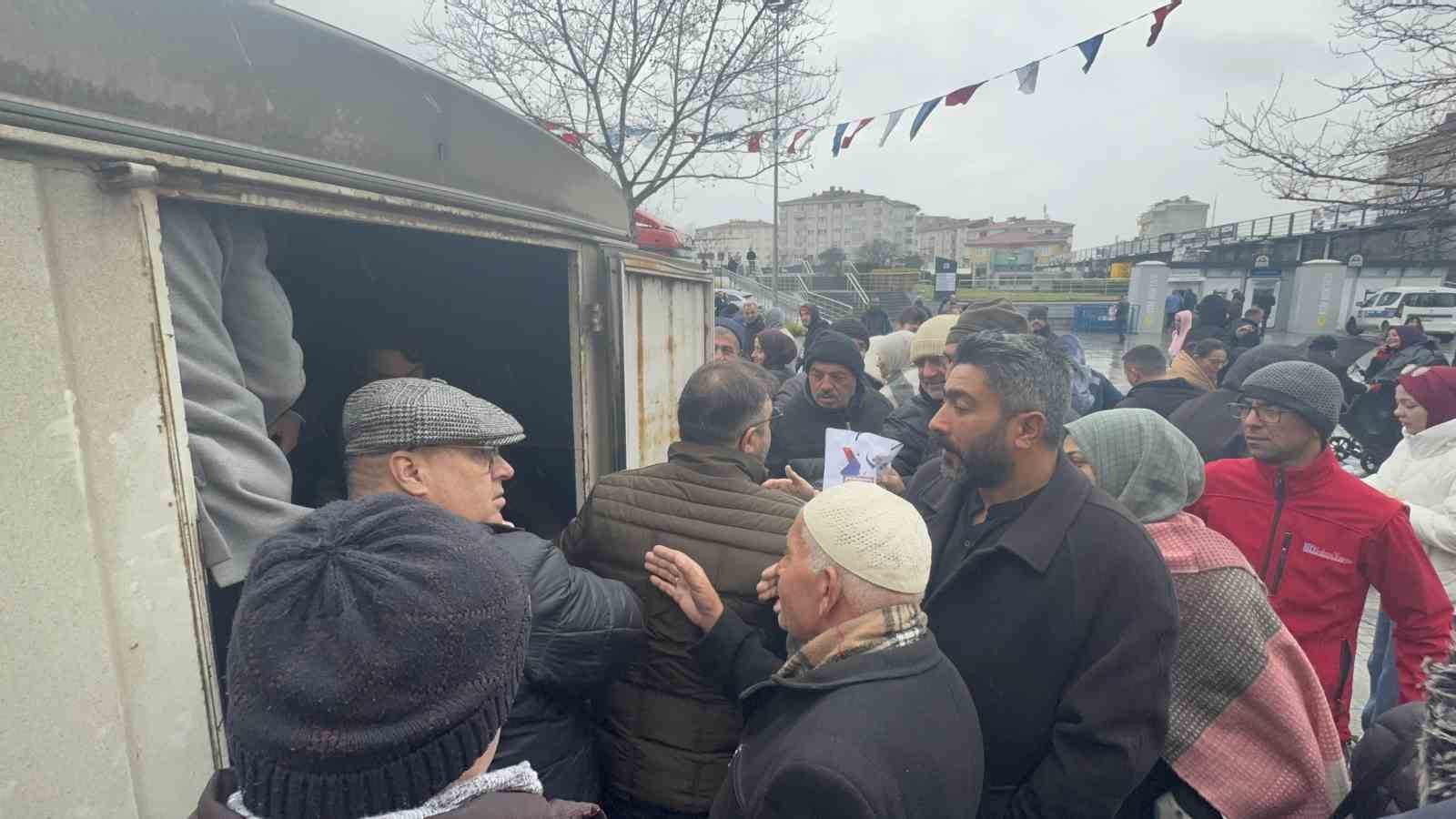 11 çeşit baharatla hazırlanıyor, 15 gün bayatlamıyor
