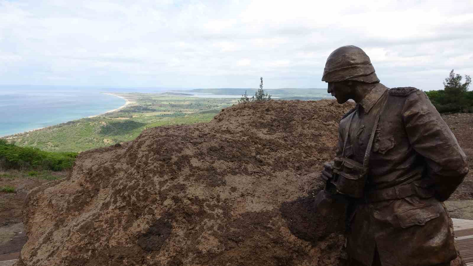 111 yıl önce Atatürk’ün o tarihi fotoğrafının çekildiği alan tarihe tanıklı ediyor
