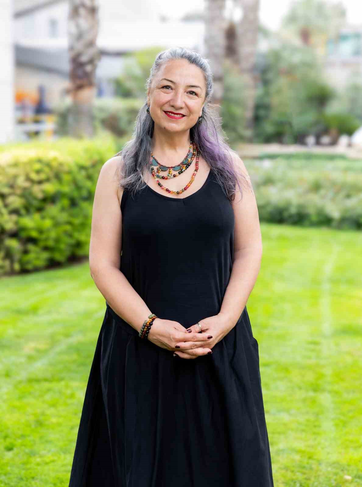 12 bin saat iyilikle hayatlara dokundular
