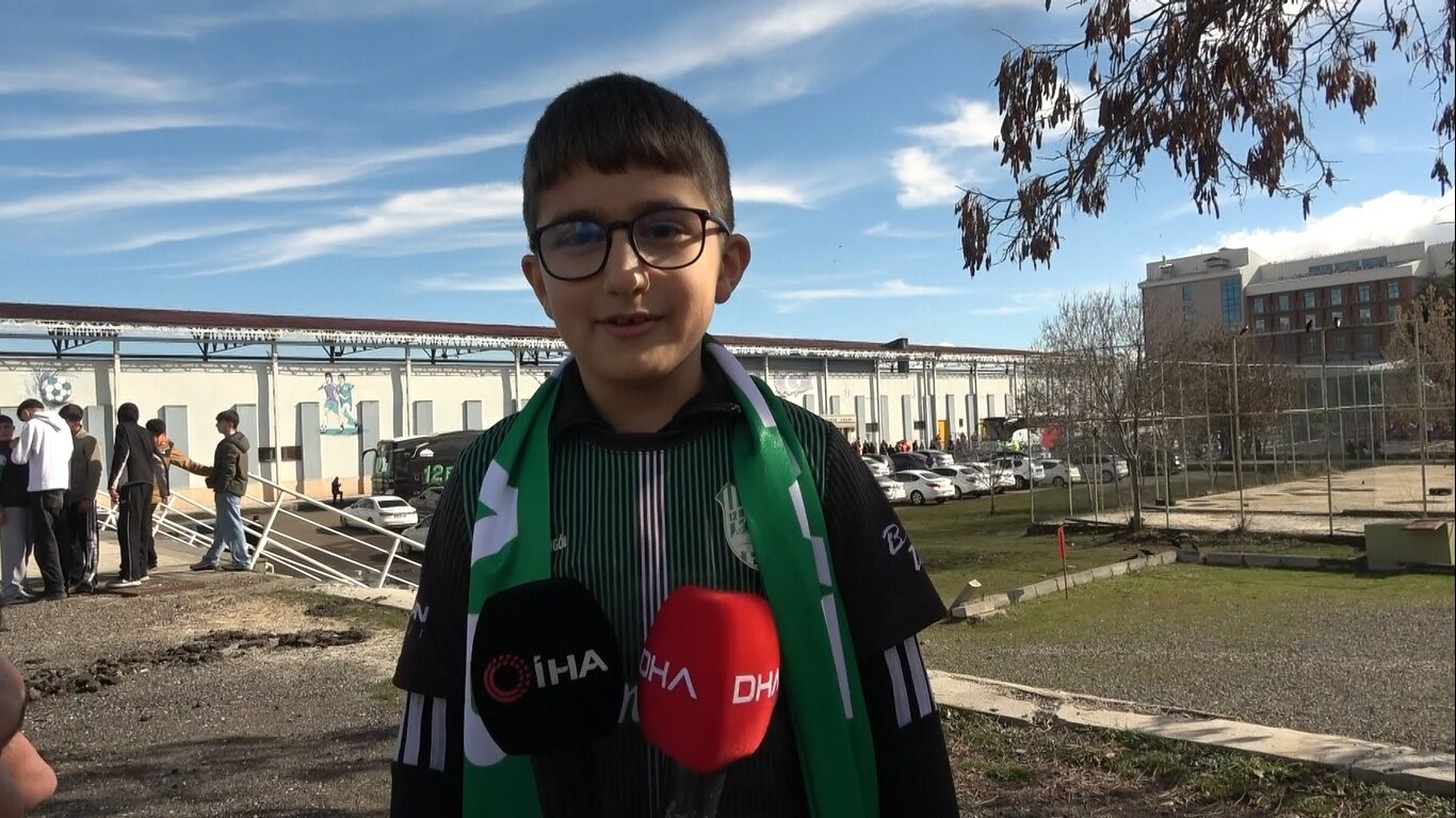 12 Bingölspor, seyircisiz maçta rakibini 7-1 mağlup etti
