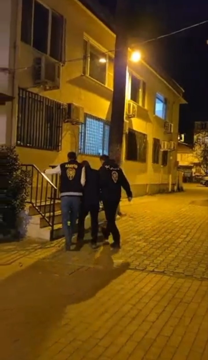 12 yıl 6 ay hapis cezası bulunan firari İznik’te yakalandı
