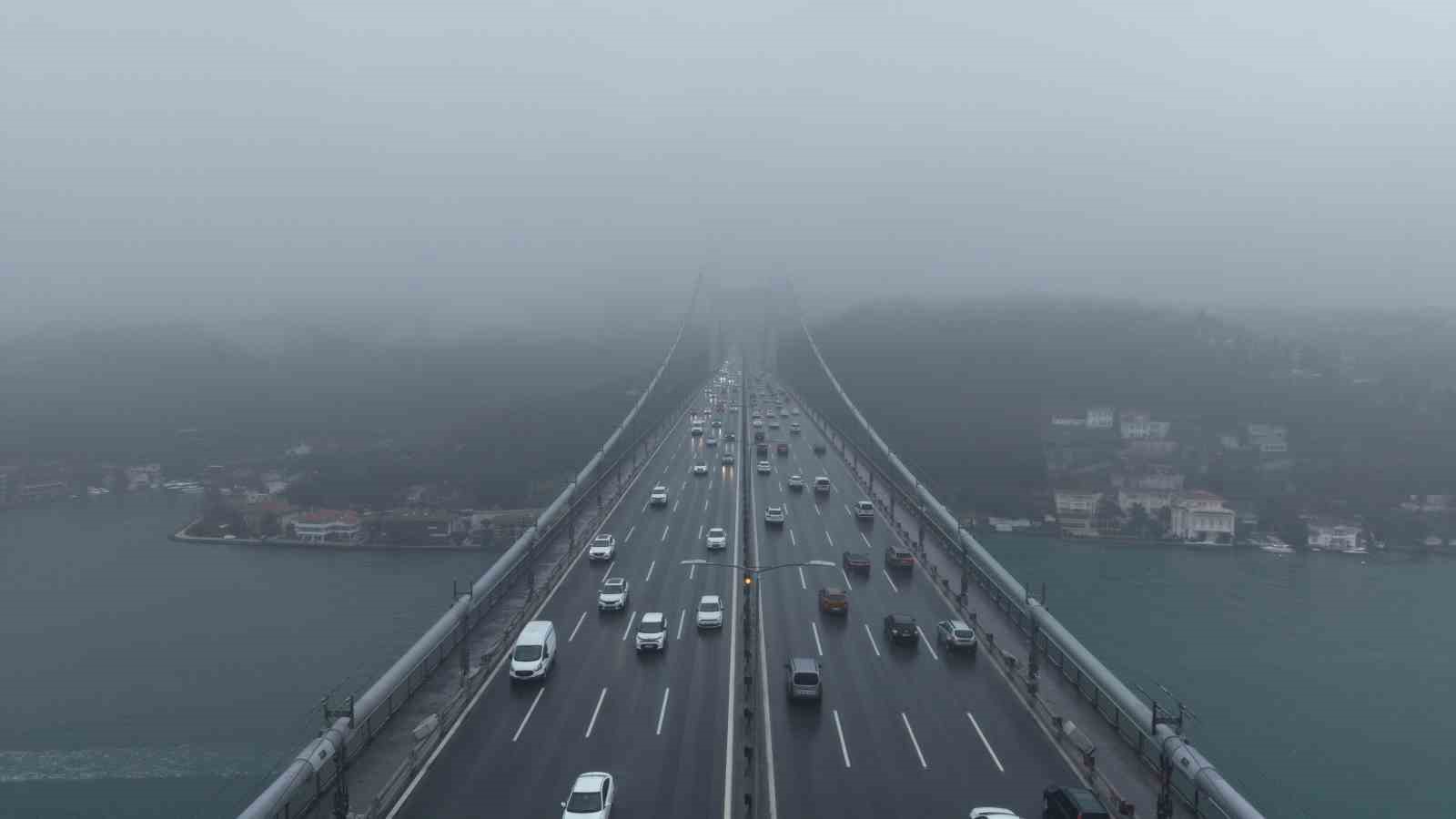 15 Temmuz Şehitler Köprüsü’nde havadan sis manzarası
