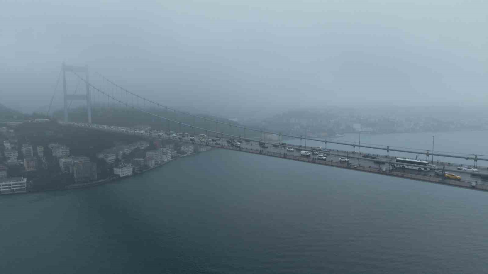 15 Temmuz Şehitler Köprüsü’nde havadan sis manzarası
