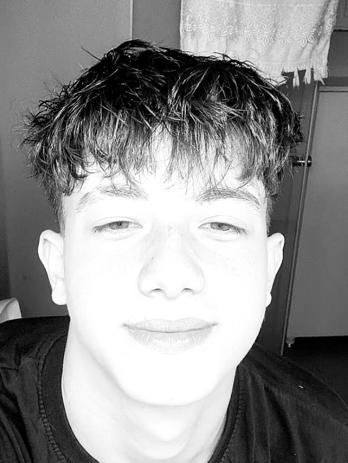 15 yaşındaki Alperen’in yumrukla ölümüne yol açan 2 sanığa 7’şer yıl hapis
