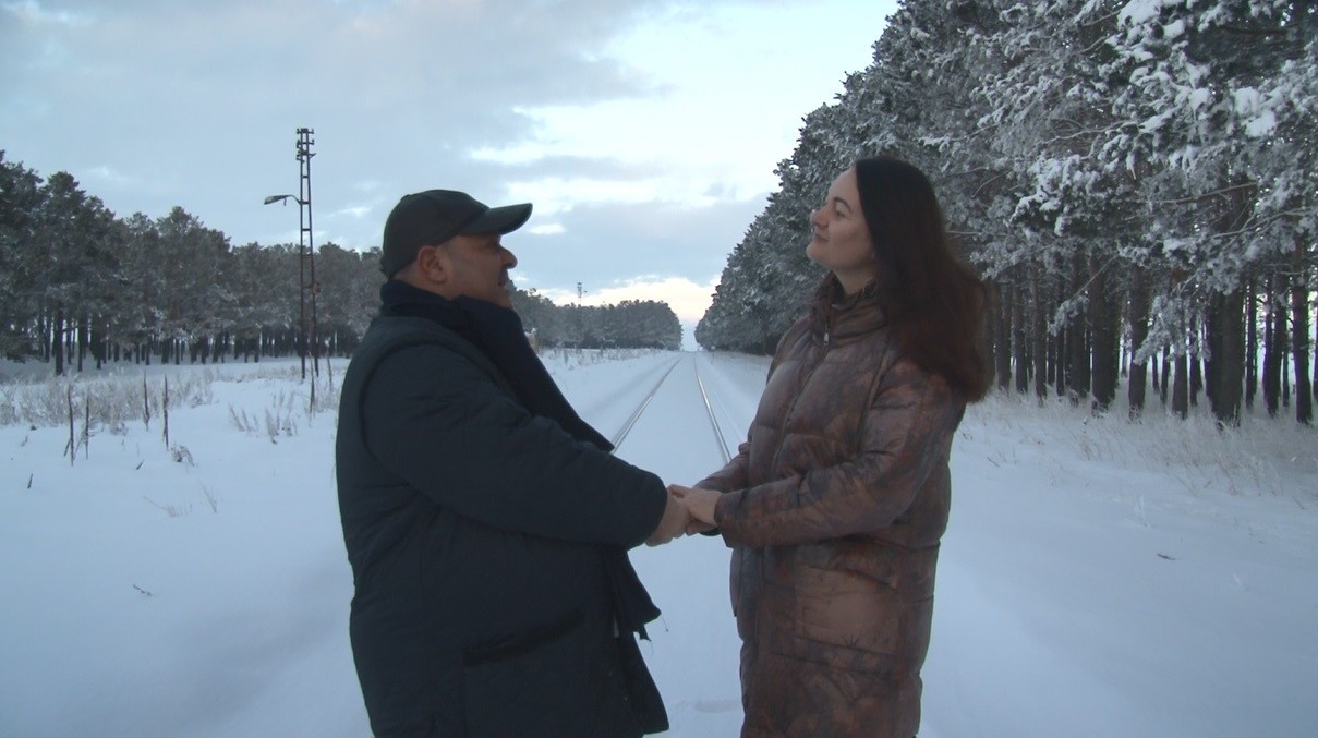 15 yıllık hasret Rusya’da bitti, imzalar Kars’ta tarihi istasyonda atıldı
