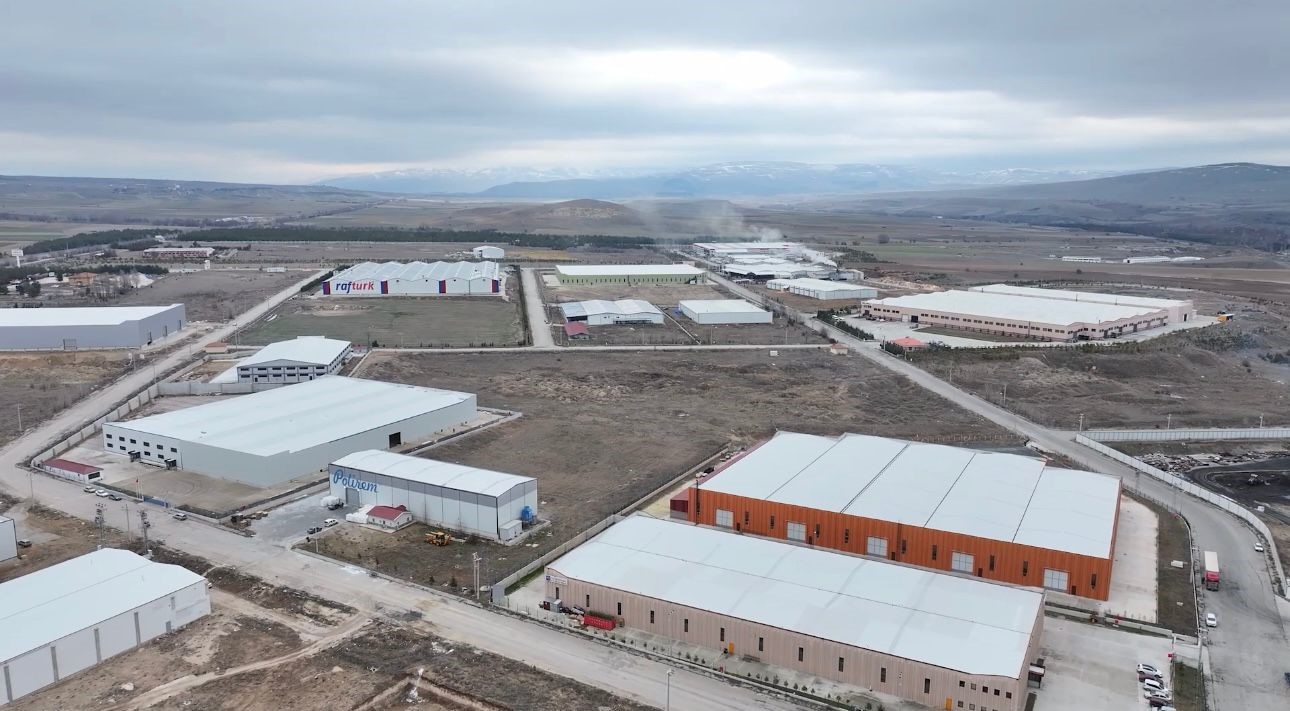 17 bin nüfuslu ilçede 2 bin kişiye istihdam sağlayan OSB büyümeye devam ediyor
