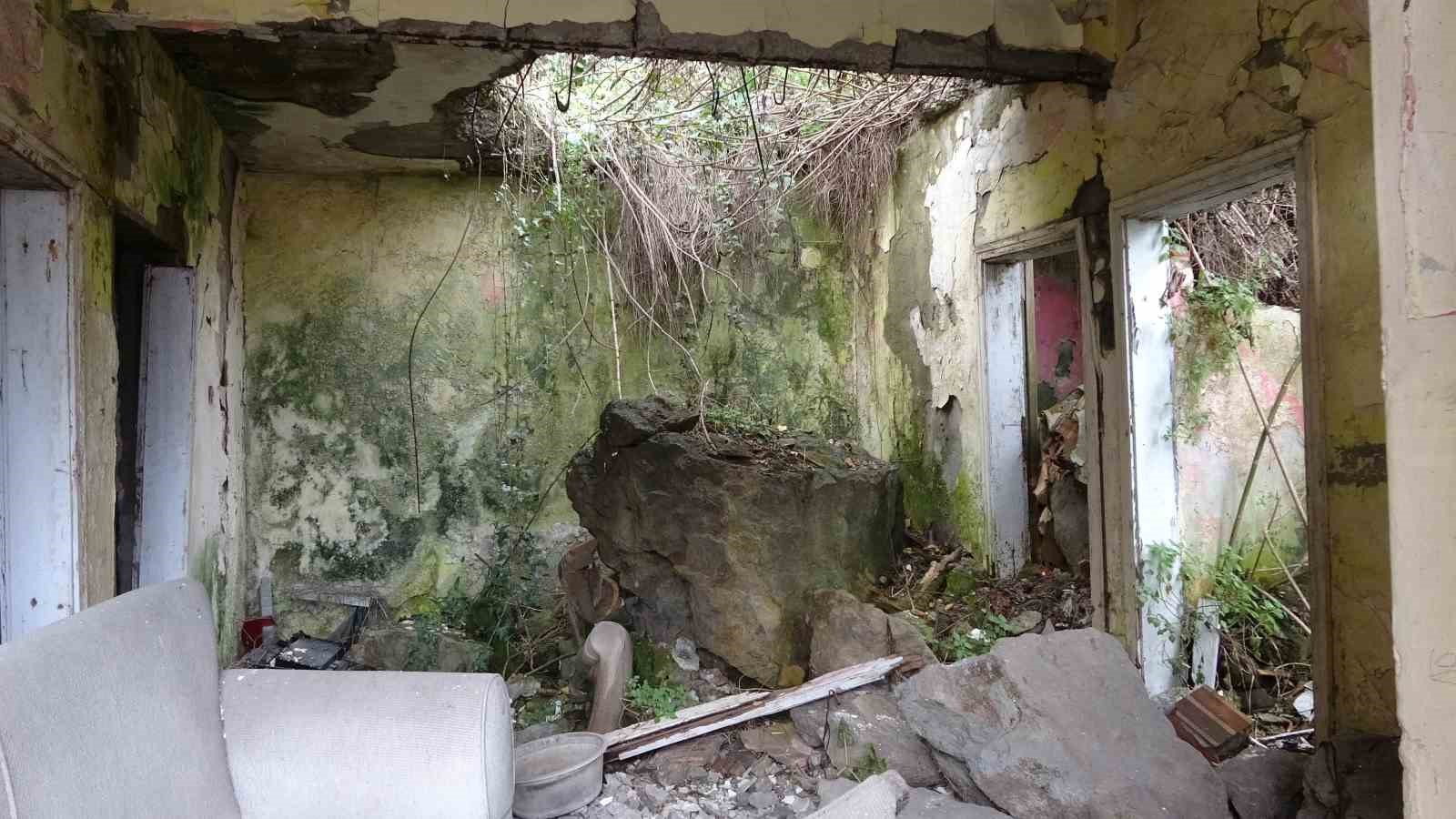 17 yıldır kaya düşmesi riski altındaki mahalleye ‘3 boyutlu’ müdahale
17 yıldır kaya düşmesi riski altındaki mahalleye ‘3 boyutlu’ müdahale