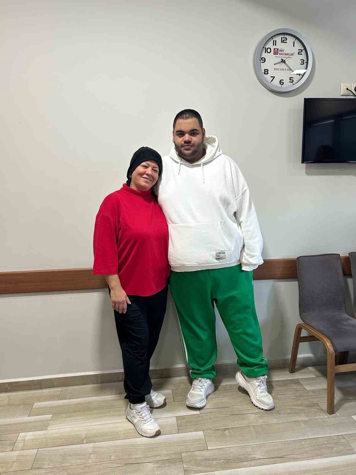 170 kilodan 95’e düşen genç: "Abur cuburdan kesinlikle uzak durun"
170 kilodan 95’e düşen genç: "Abur cuburdan kesinlikle uzak durun"