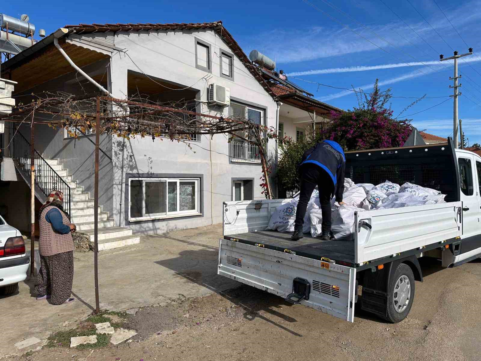 2 Bin 500 ailenin ısınma ihtiyacı karşılandı
