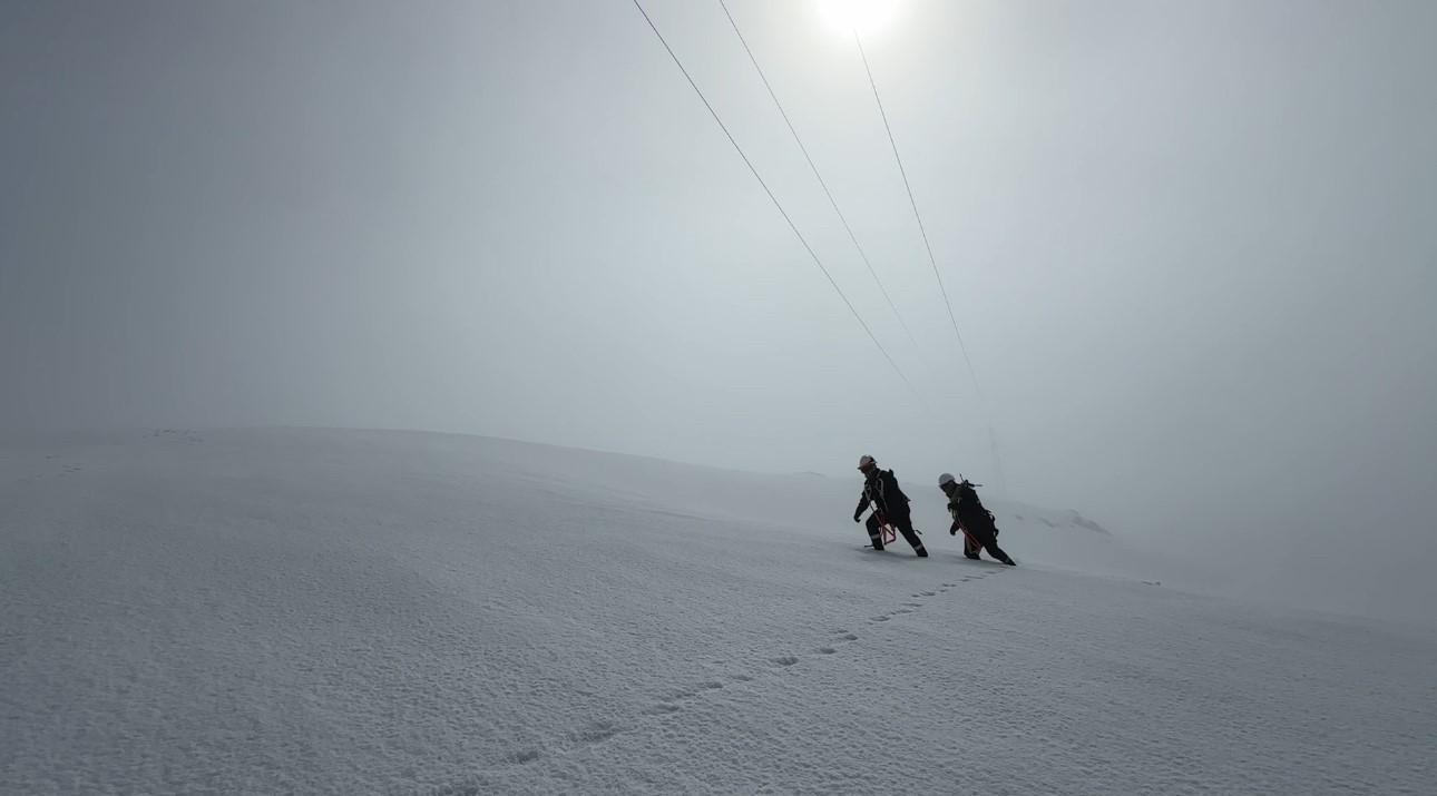 2 bin rakımda dondurucu mesai
