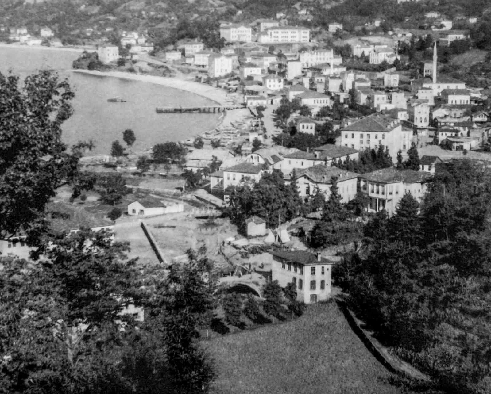200 yıllık tarihi kemer köprü yol yapımı çalışmasında gün yüzüne çıktı
200 yıllık tarihi kemer köprü yol yapımı çalışmasında gün yüzüne çıktı