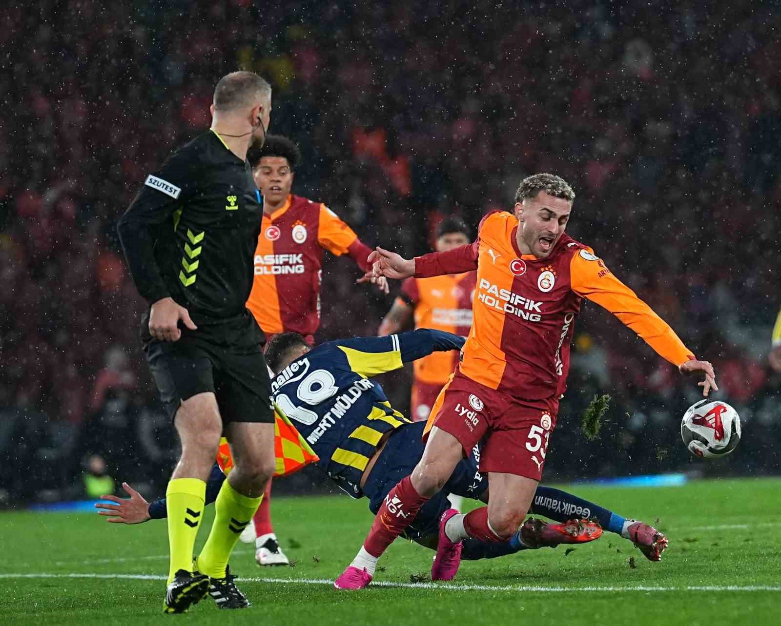 2025 Turkcell Süper Kupa: Galatasaray: 0 - Fenerbahçe: 2 (Maç sonucu)
