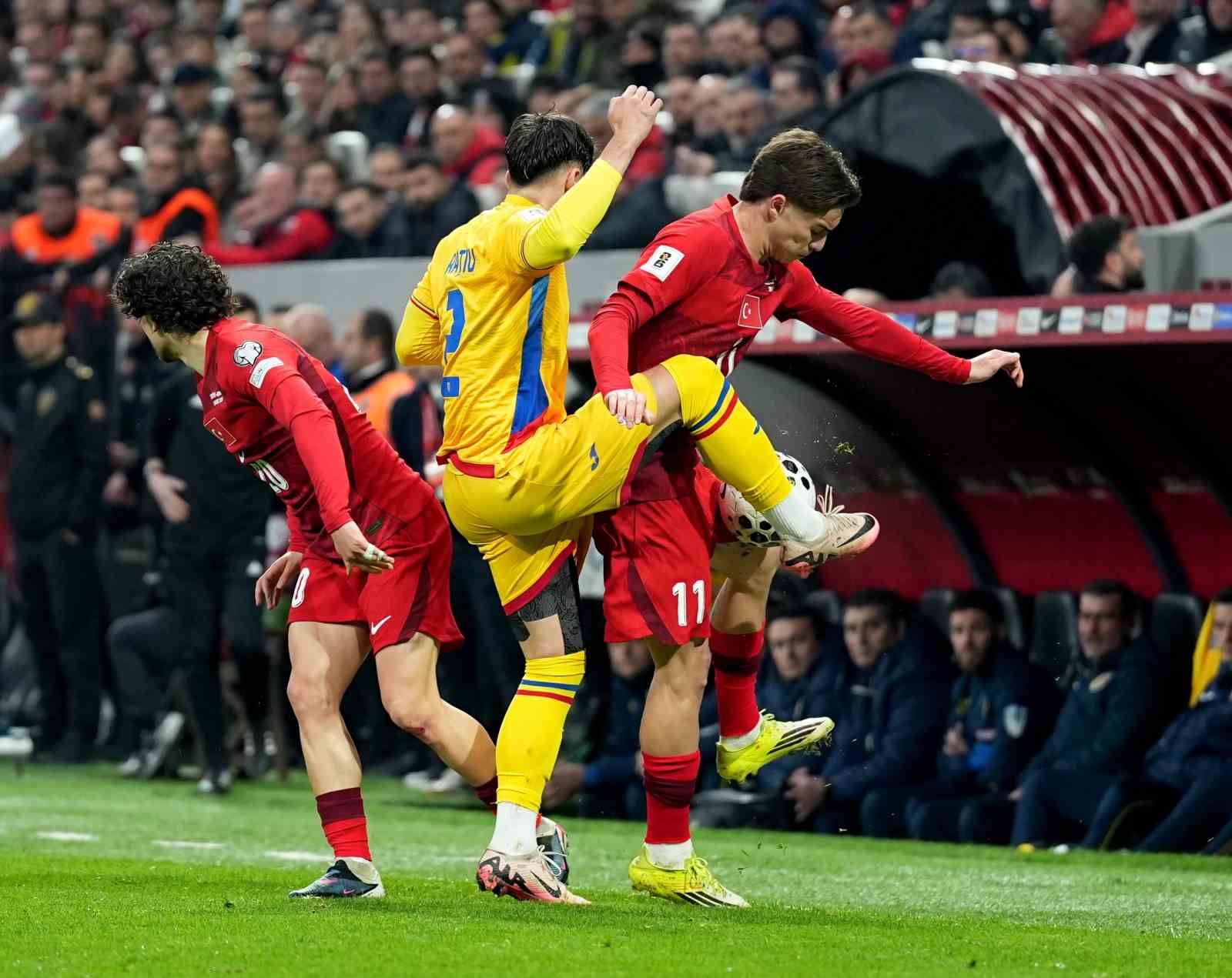 2026 FIFA Dünya Kupası play-off yarı final: Türkiye: 0 - Romanya: 0 (İlk yarı)
2026 FIFA Dünya Kupası play-off yarı final: Türkiye: 0 - Romanya: 0 (İlk yarı)