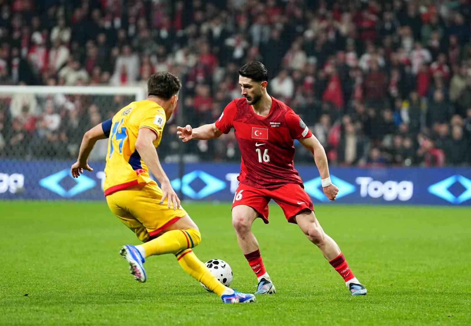 2026 FIFA Dünya Kupası play-off yarı final: Türkiye: 0 - Romanya: 0 (İlk yarı)
2026 FIFA Dünya Kupası play-off yarı final: Türkiye: 0 - Romanya: 0 (İlk yarı)