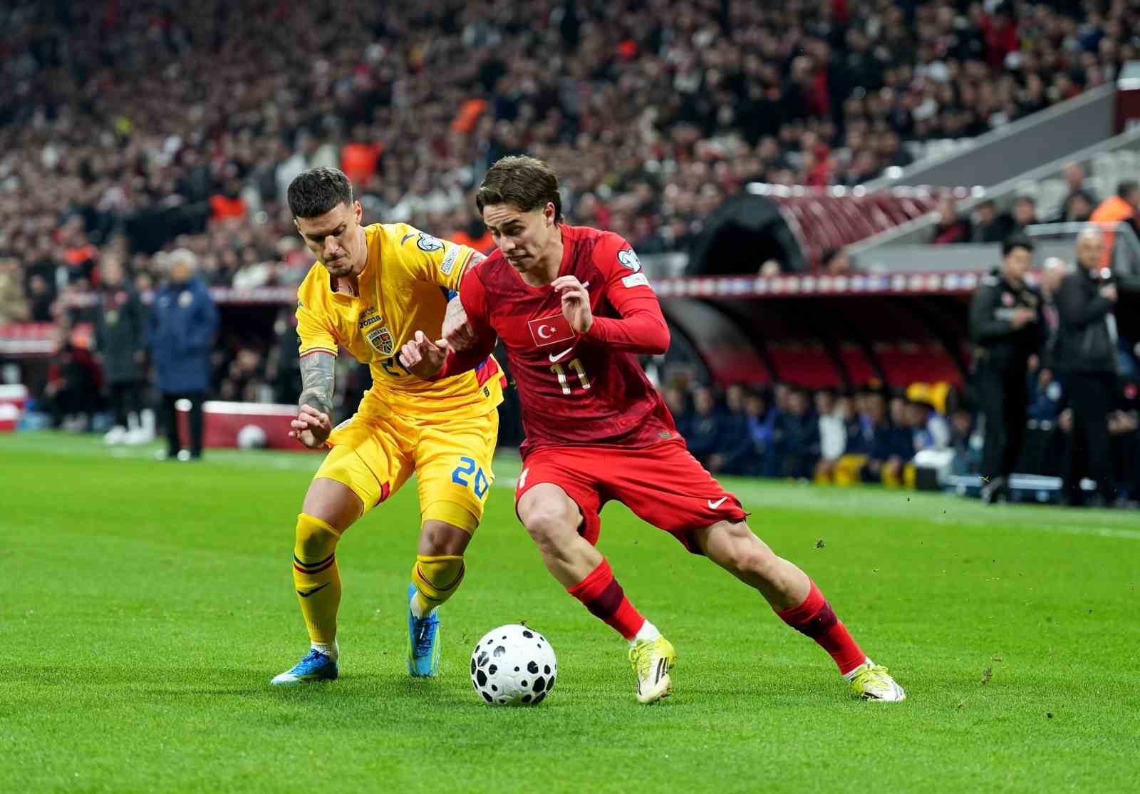 2026 FIFA Dünya Kupası play-off yarı final: Türkiye: 0 - Romanya: 0 (İlk yarı)
2026 FIFA Dünya Kupası play-off yarı final: Türkiye: 0 - Romanya: 0 (İlk yarı)