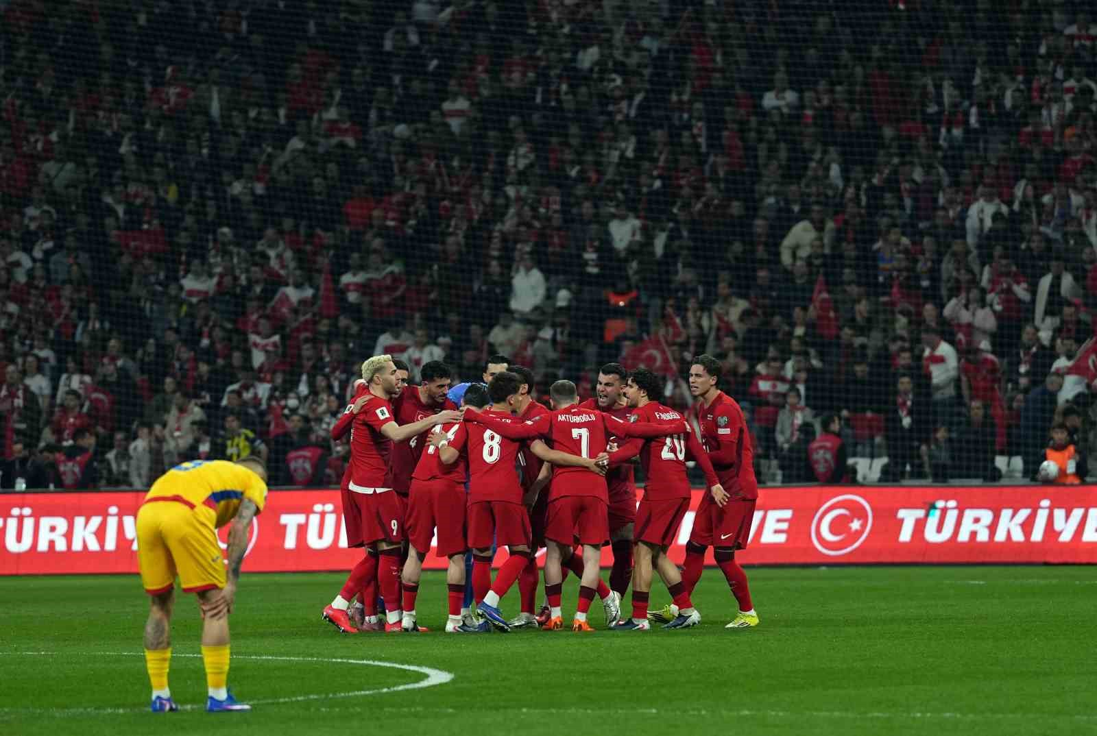 2026 FIFA Dünya Kupası play-off yarı final: Türkiye: 0 - Romanya: 0 (Maç devam ediyor)
