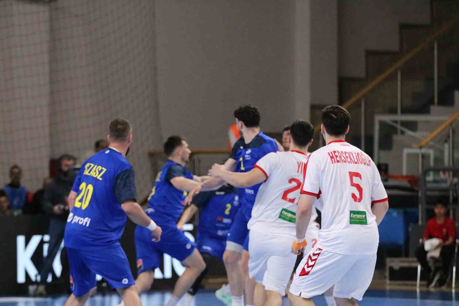 2027 IHF Dünya Hentbol Şampiyonası: Türkiye: 32 - Romanya: 37
