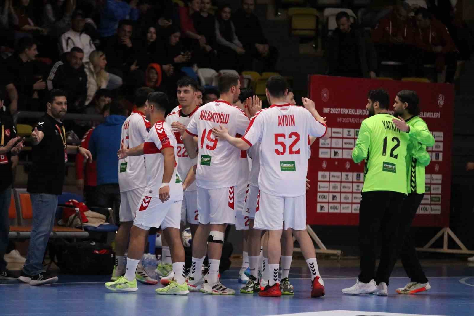 2027 IHF Dünya Hentbol Şampiyonası: Türkiye: 32 - Romanya: 37
