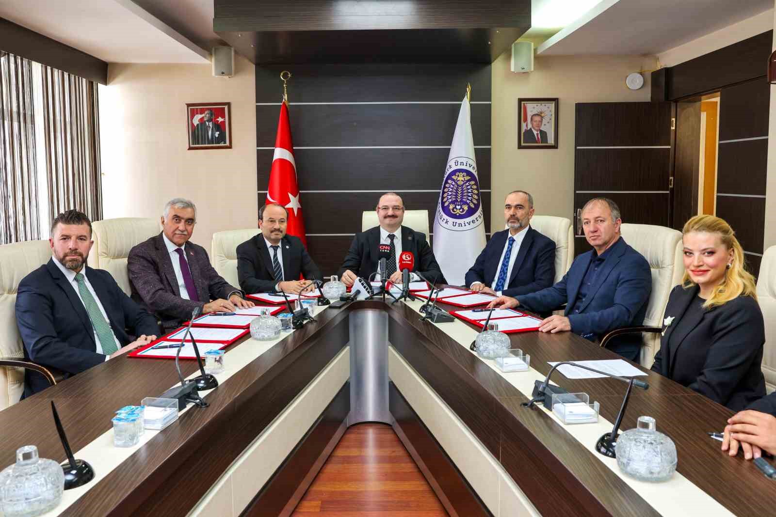 2028 Avrupa Üniversiteler Kış Oyunları için iyi niyet protokolü imzalandı
