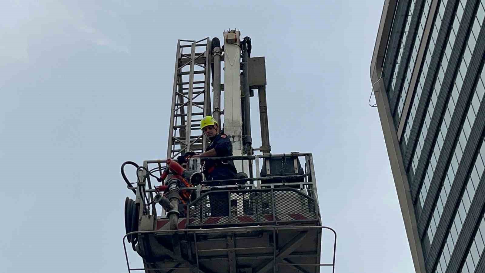 22 katlı hastanede can pazarı...
