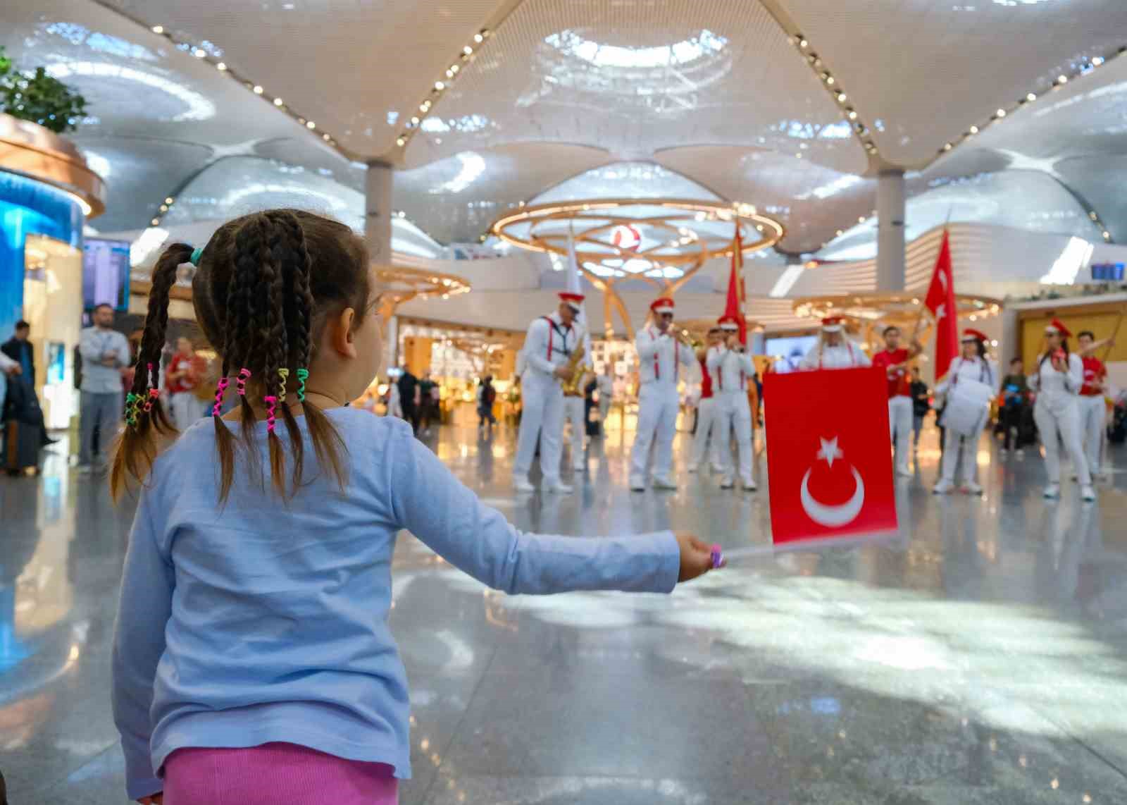 23 Nisan Ulusal Egemenlik ve Çocuk Bayramı, İstanbul Havalimanı’nda coşkuyla kutlandı
