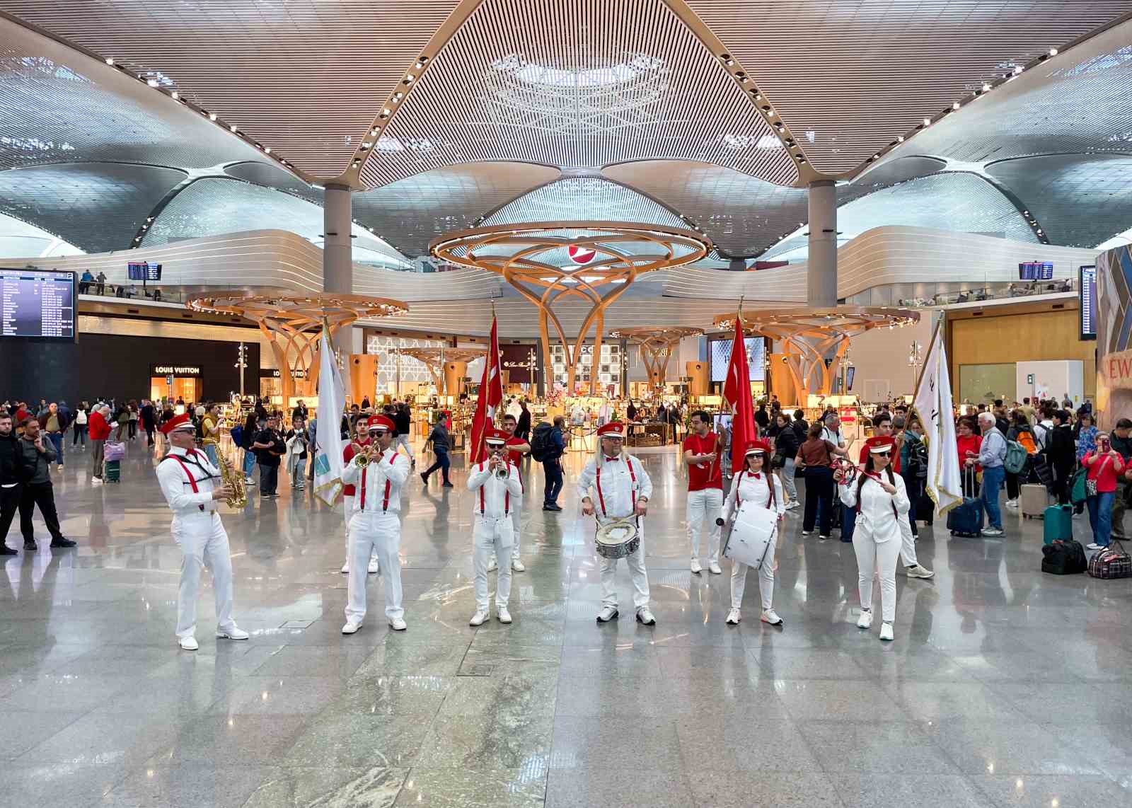 23 Nisan Ulusal Egemenlik ve Çocuk Bayramı, İstanbul Havalimanı’nda coşkuyla kutlandı
