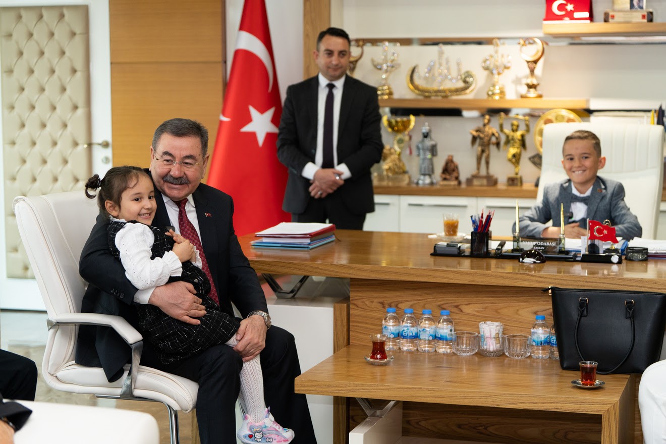 23 Nisan’da Gölbaşı Belediyesi koltuğu minik Yusuf’a emanet edildi
