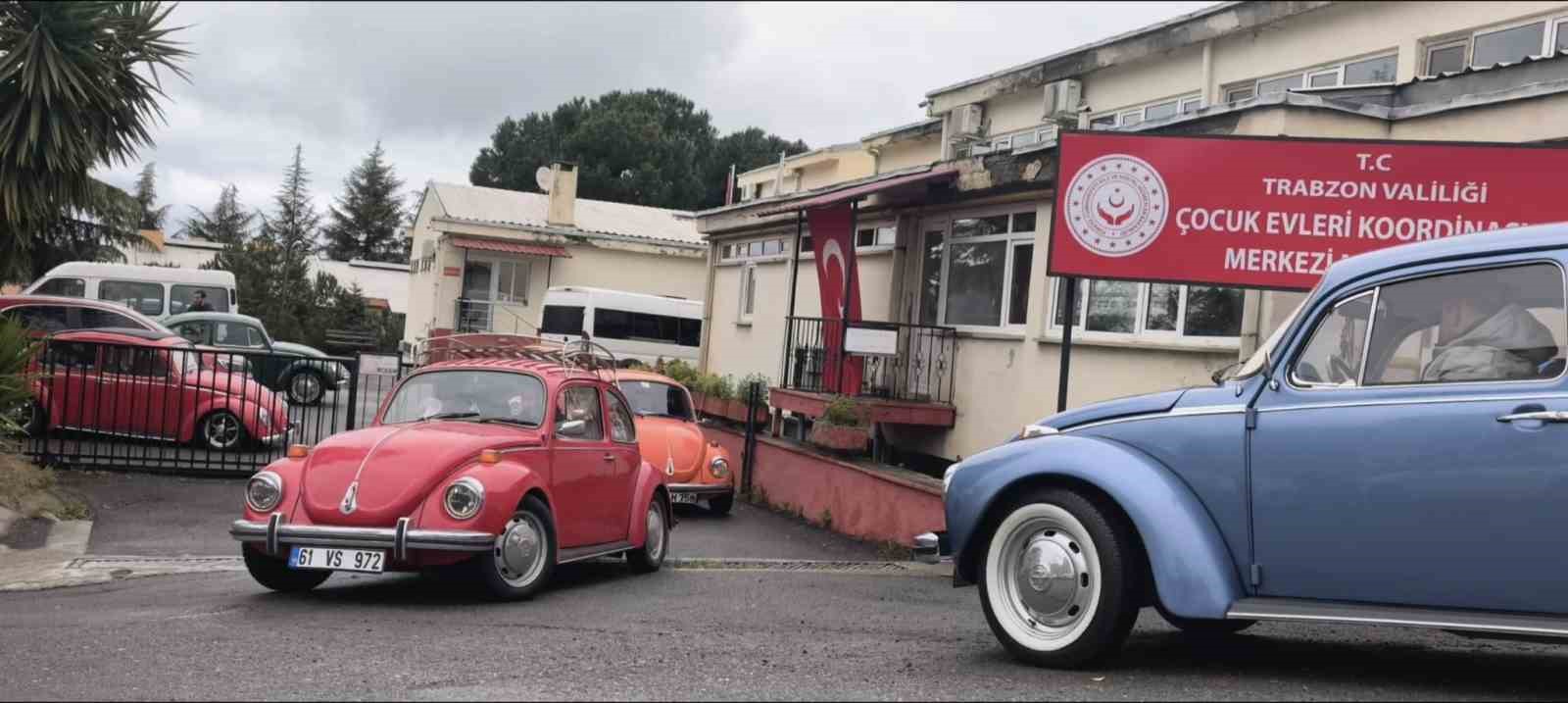 23 Nisan’da vosvoslar çocuklar için sürdü
