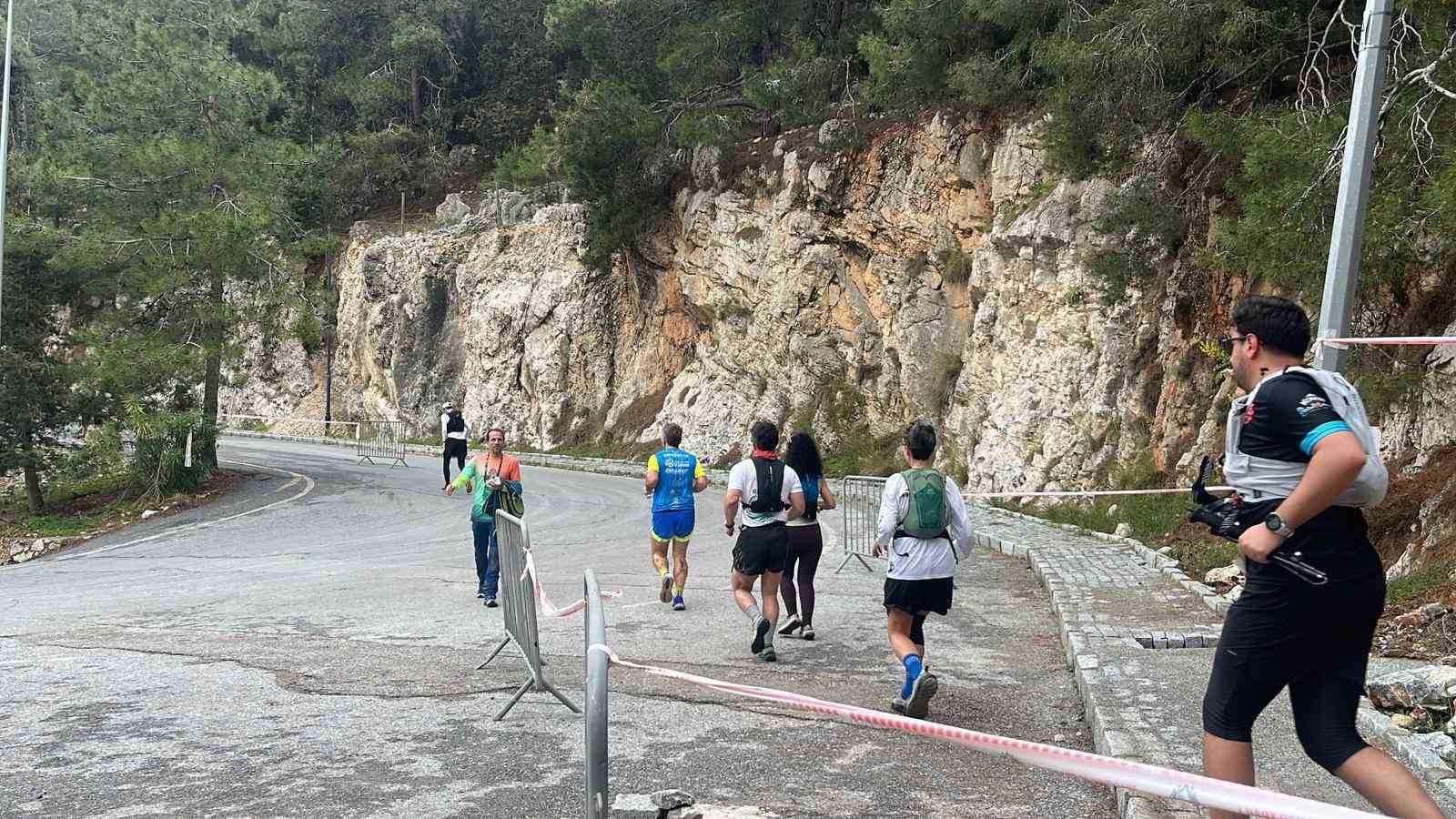 23 ülkeden 820 sporcu Alanya Ultra Trail için start aldı
