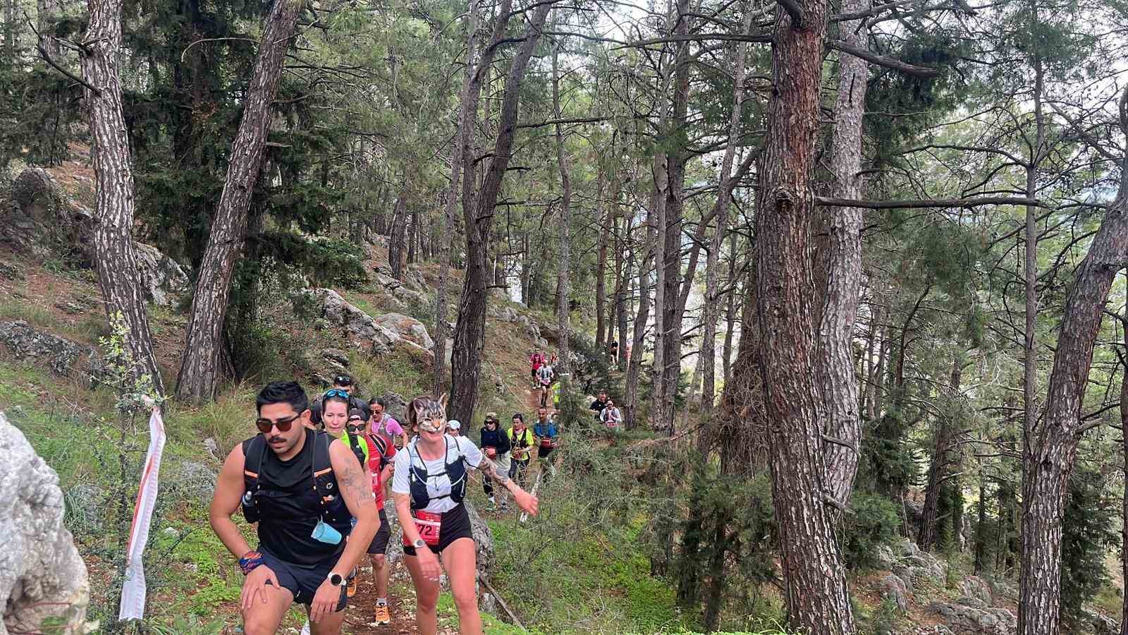 23 ülkeden 820 sporcu Alanya Ultra Trail için start aldı

