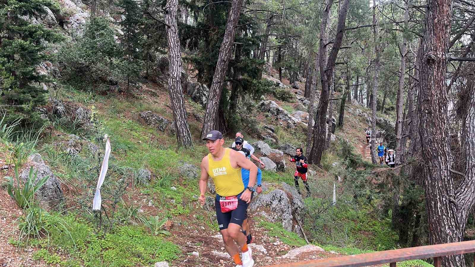 23 ülkeden 820 sporcu Alanya Ultra Trail için start aldı
