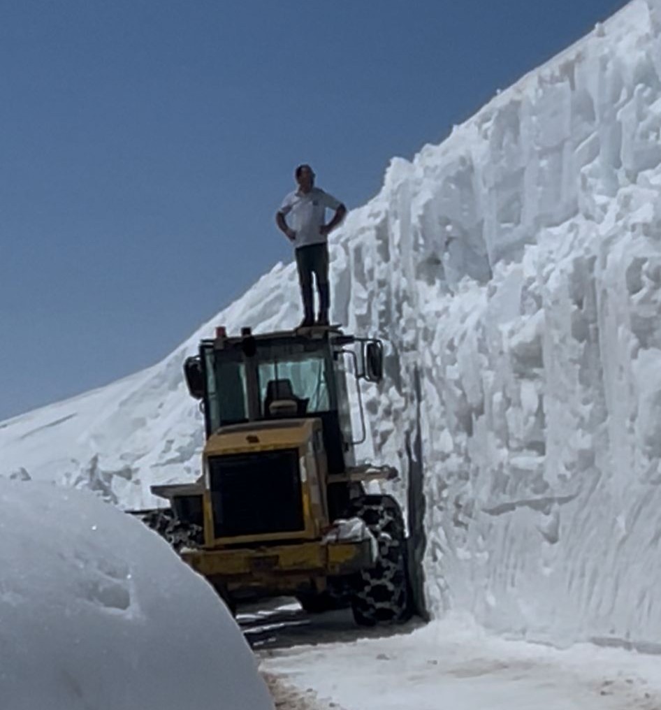 2443 rakımda kar mesaisi
