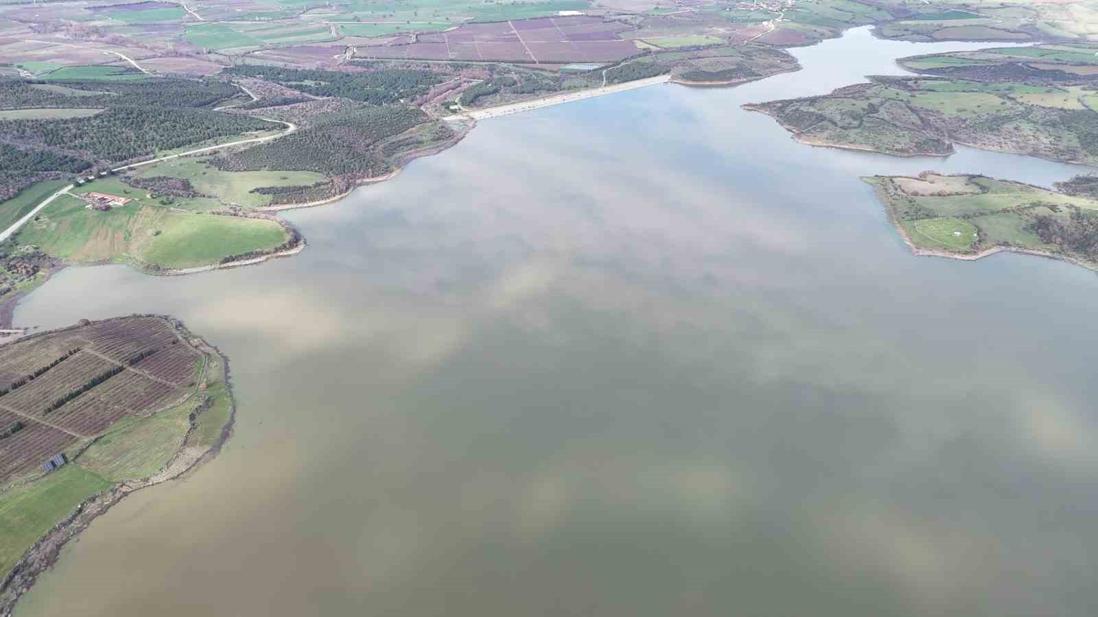 250 bin dekar alanı sulayan Bayramiç Barajı’nda su seviyesi yüzde 100’e ulaştı
