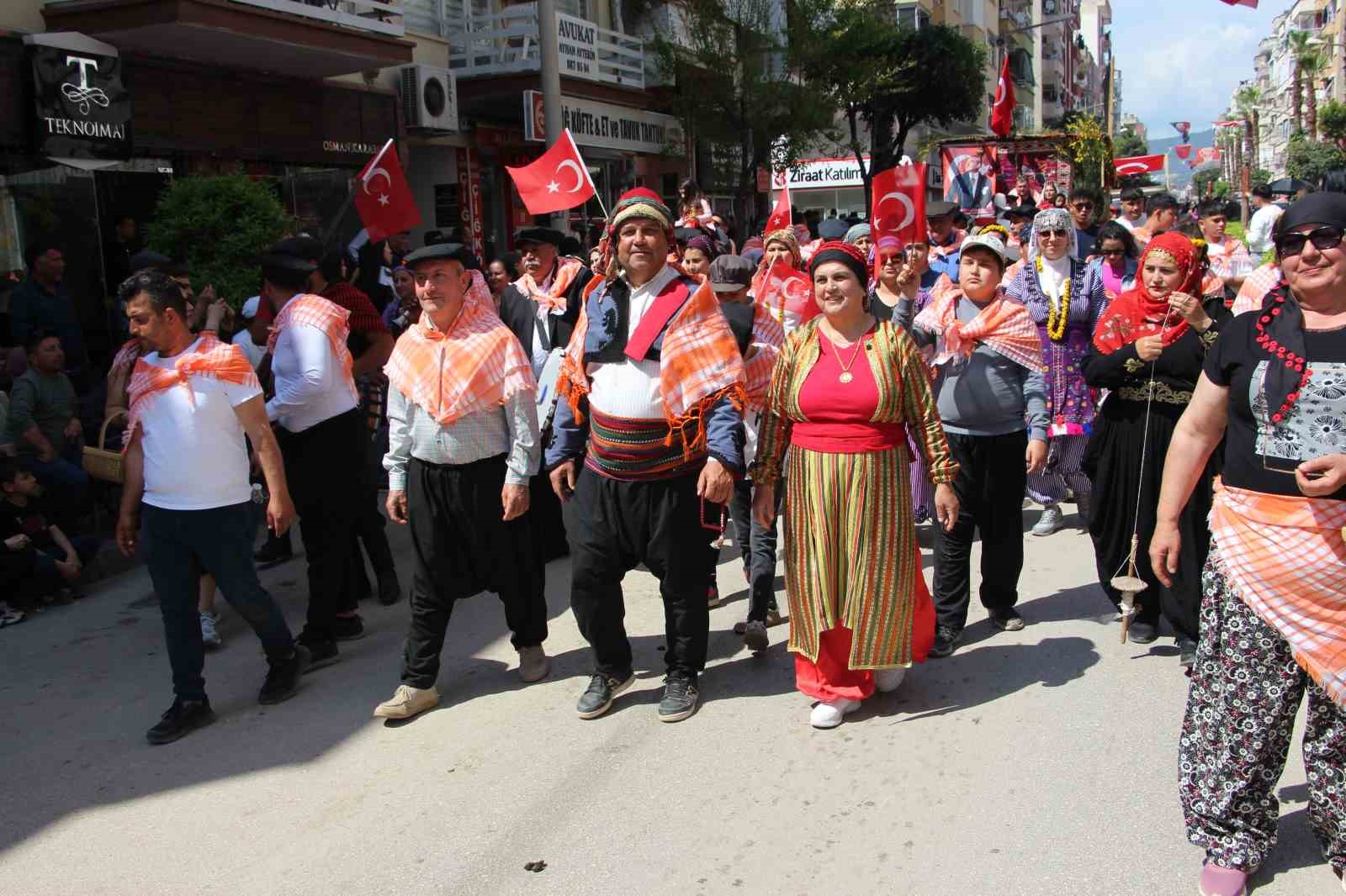 27. Geleneksel Kumluca Tarım ve Seracılık Festivali Yörük Göçü ile başladı
