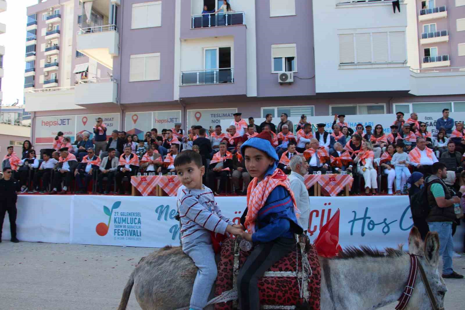 27. Geleneksel Kumluca Tarım ve Seracılık Festivali Yörük Göçü ile başladı
