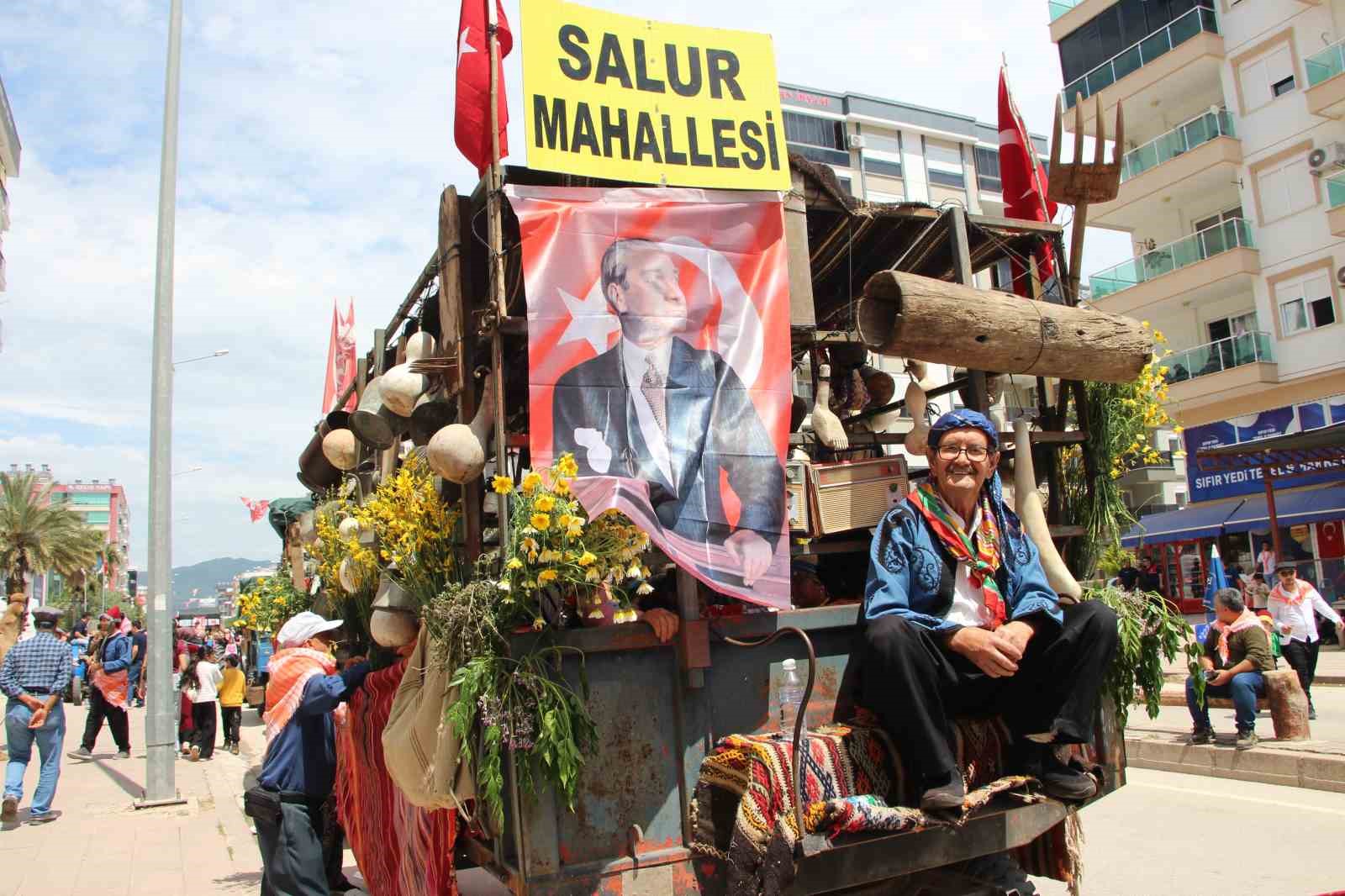 27. Geleneksel Kumluca Tarım ve Seracılık Festivali Yörük Göçü ile başladı
