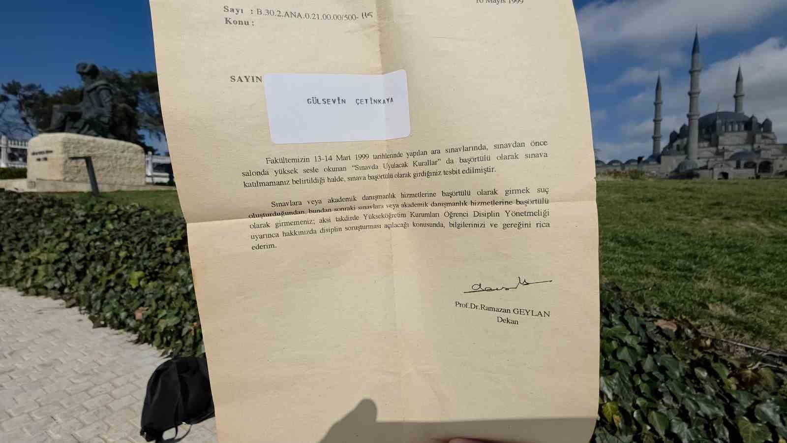 28 Şubat mağduru Gülsevin Kuzu, o dönem yaşadıklarını anlattı
28 Şubat mağduru Gülsevin Kuzu, o dönem yaşadıklarını anlattı