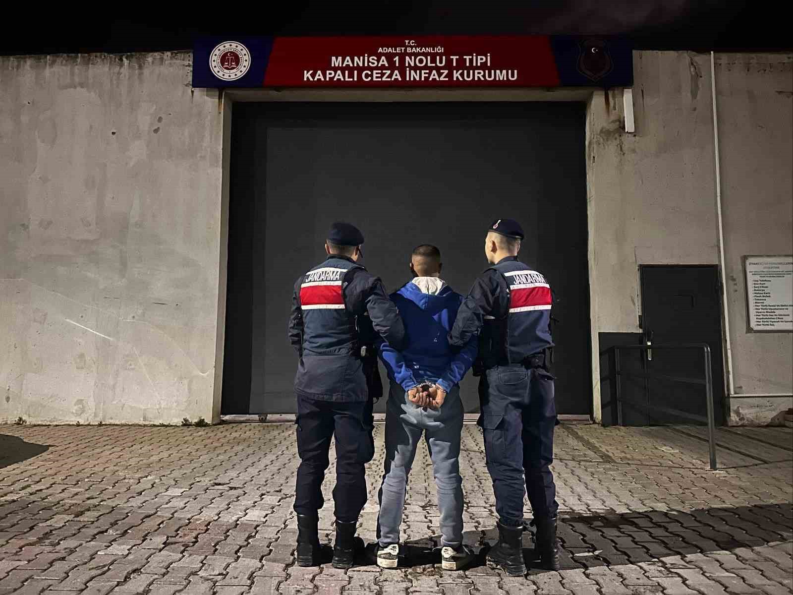 3 ayrı suçtan aranan 3 hükümlü Manisa’da yakalandı
