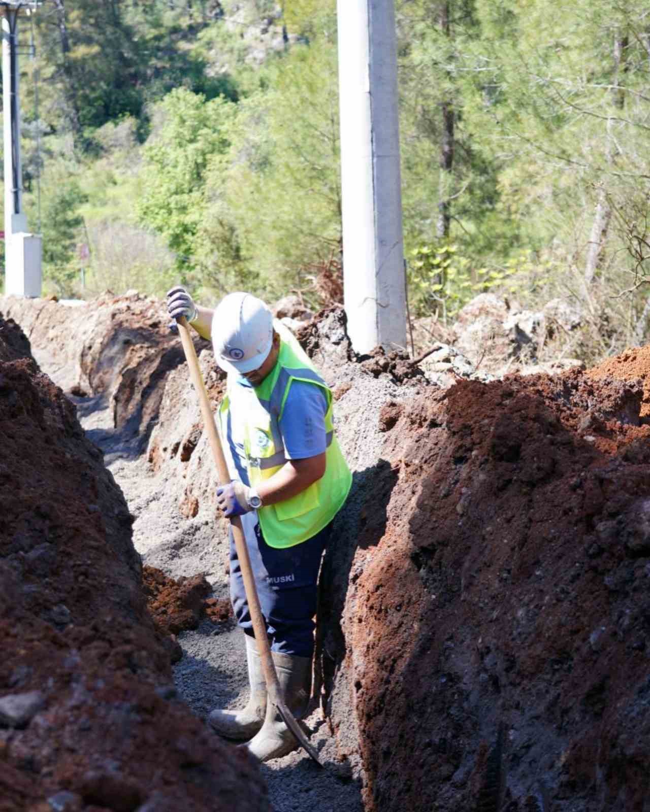 3 bin 800 metrelik su isale hattı yenilendi
