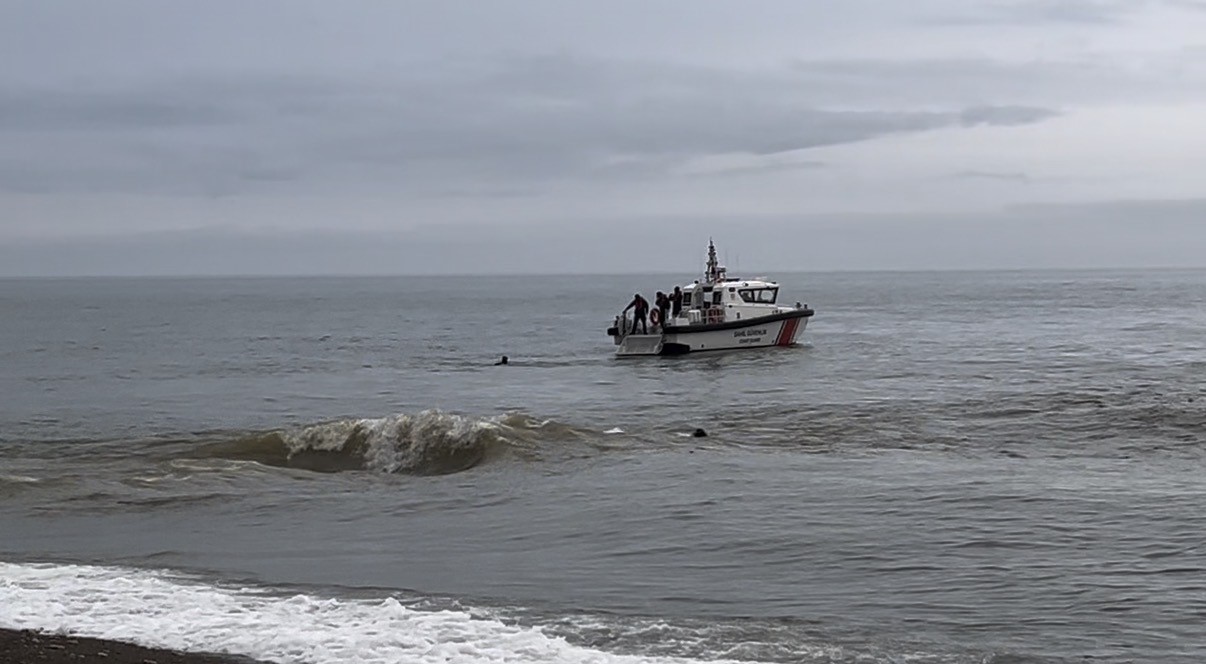 3 gündür kayıp olan kadın kayalıklarda ölü bulundu
