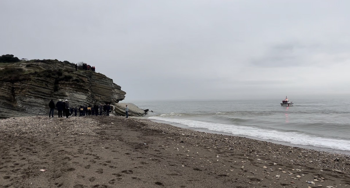 3 gündür kayıp olan kadın kayalıklarda ölü bulundu
